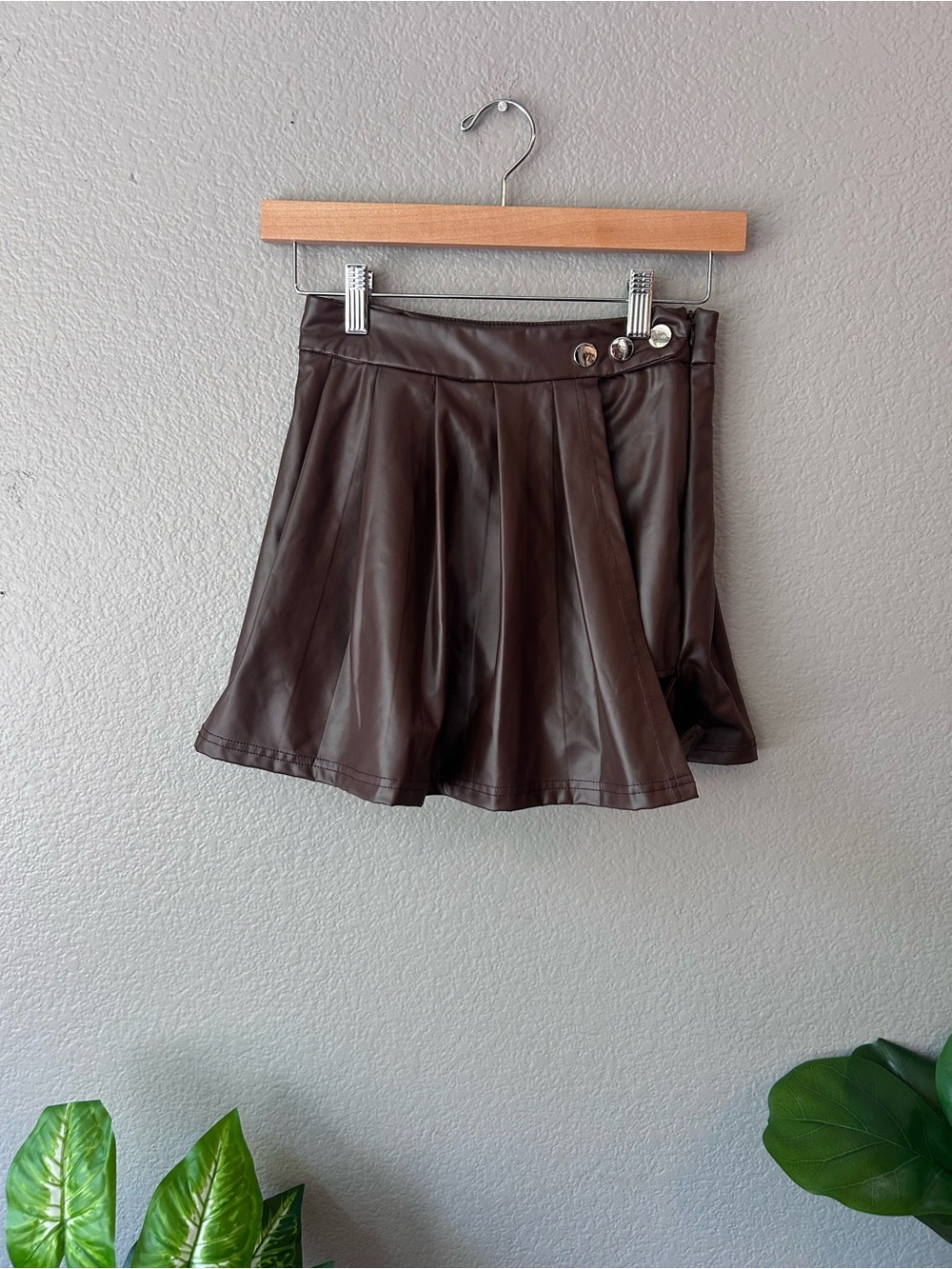 Fashion Nova Brown Faux Leather Skirt with Shorts and Leg Belt Under Size XS